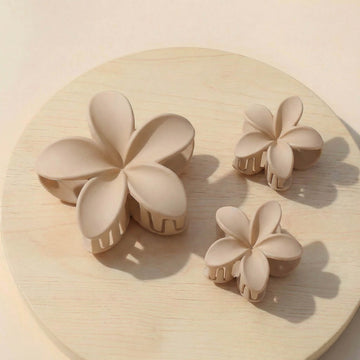 3 PCs Matte Flower Claw Set