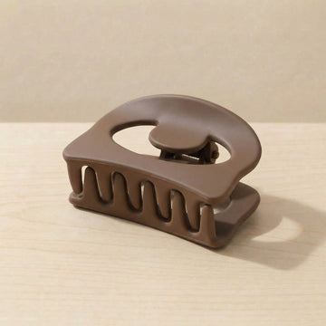 Modern Hollow Square Claw