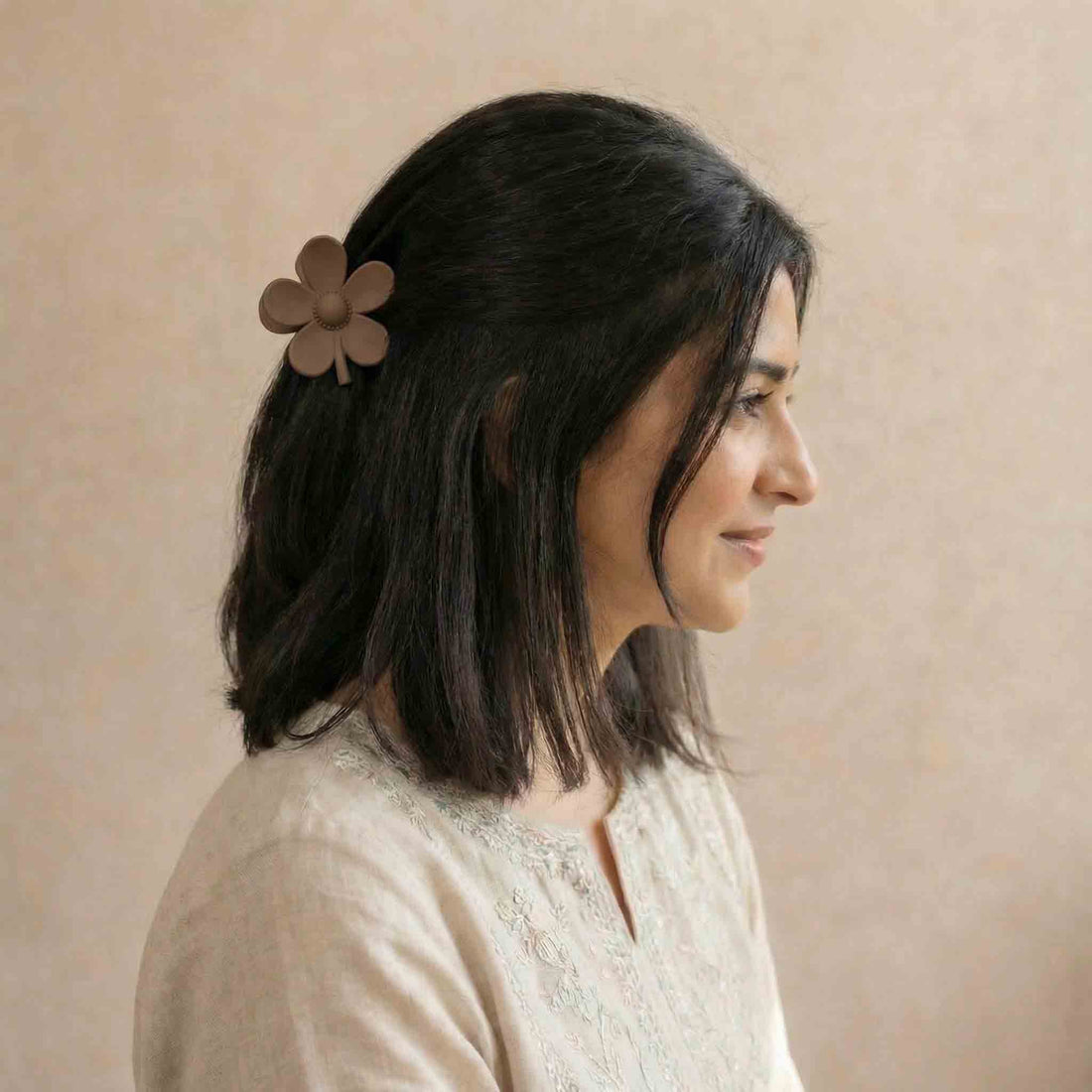 Small Daisy Hair Claw